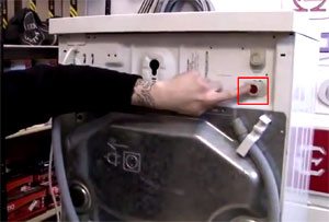 Kde je ventil pro pračku?
