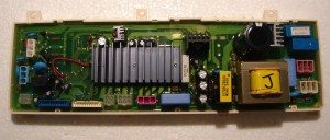 Vyplatí se provádět opravy elektronických modulů sami?