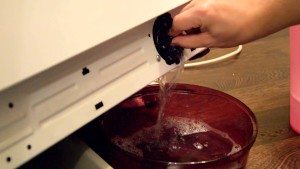 تصريف المياه وتنظيف الفلتر