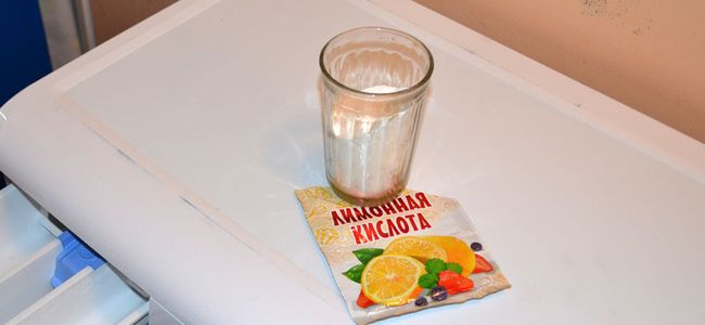čištění pračky kyselinou citronovou