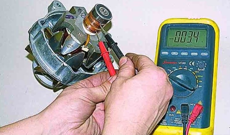 kontrola motoru multimetrem