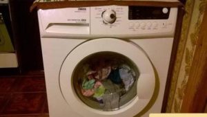 Recenze Zanussi ZWS 7100 VS