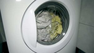 η πόρτα είναι κλειδωμένη και δεν ανοίγει
