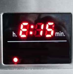 Chyba E15 v pračce Bosch