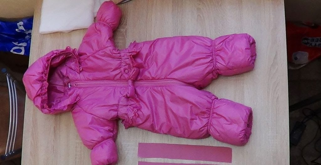 zvažte typ materiálu kombinézy 
