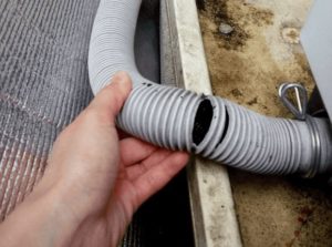 Výměna vypouštěcí hadice pračky Zanussi