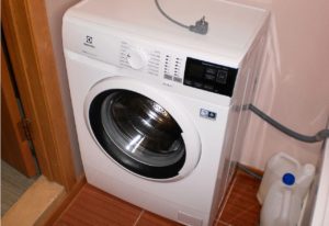 Jak nainstalovat pračku Electrolux?