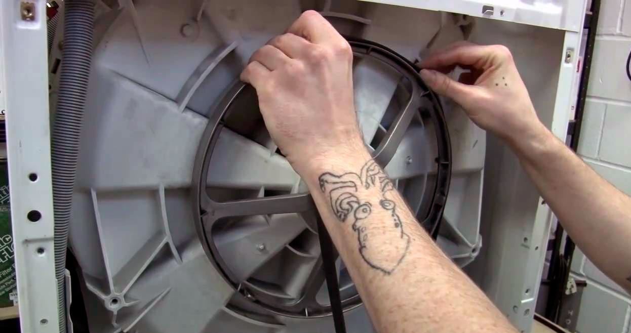 Na Electroluxu praskl řemen
