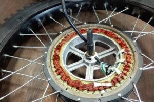 Jak vyrobit motor kola z pračky?