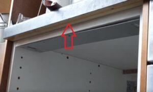 Jak chránit pracovní desku před párou z myčky?