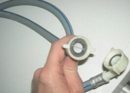 Průměr závitu hadice pro připojení myčky k vodě