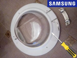 Demontáž poklopu pračky Samsung